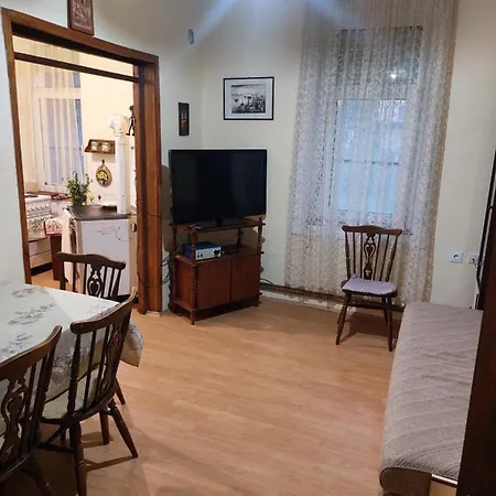 Konukevi Privatni Smestaj Ristovic Preko Puta Poste 02