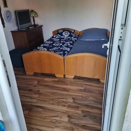 Privatni Smestaj Ristovic Preko Puta Poste 02 3*